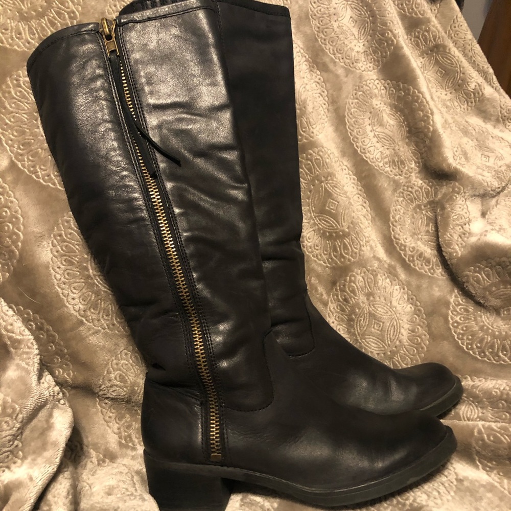 Nice Lucky Brand boots